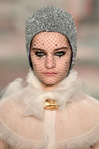 Dior: Μια μαγική πασαρέλα τσίρκο Dior: Μια μαγική πασαρέλα τσίρκο