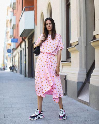 Ugly dress: Κι όμως, αποτελεί μια από τις viral τάσεις του Ιανουαρίου Ugly dress: Κι όμως, αποτελεί μια από τις viral τάσεις του Ιανουαρίου