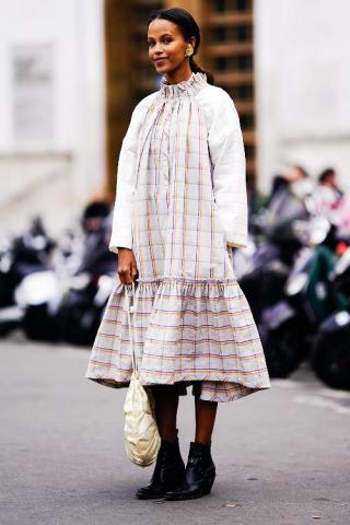 Ugly dress: Κι όμως, αποτελεί μια από τις viral τάσεις του Ιανουαρίου Ugly dress: Κι όμως, αποτελεί μια από τις viral τάσεις του Ιανουαρίου