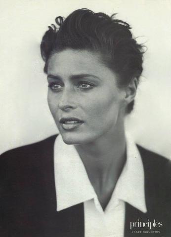 Nastasia Urbano: Η ιστορία του μοντέλου της Vogue που είναι πλέον άστεγη συγκλονίζει Nastasia Urbano: Η ιστορία του μοντέλου της Vogue που είναι πλέον άστεγη συγκλονίζει