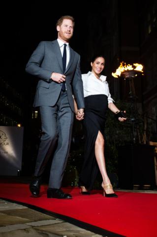 Meghan Markle: Η χθεσινή της εμφάνιση ήταν περισσότερο Hollywood, λιγότερο παλάτι Meghan Markle: Η χθεσινή της εμφάνιση ήταν περισσότερο Hollywood, λιγότερο παλάτι