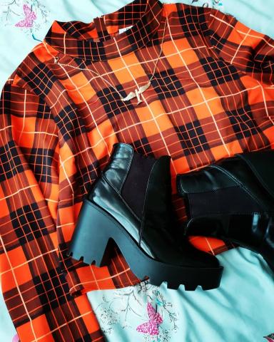 Χαμός στα social media με τα chunky boots που επέστρεψαν δυναμικά Χαμός στα social media με τα chunky boots που επέστρεψαν δυναμικά