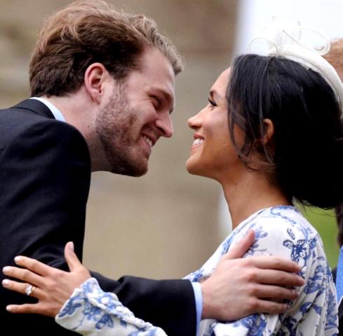 Louis Spencer: Ο ανιψιός της πριγκίπισσας Diana κλέβει τη δόξα από τον Harry Louis Spencer: Ο ανιψιός της πριγκίπισσας Diana κλέβει τη δόξα από τον Harry