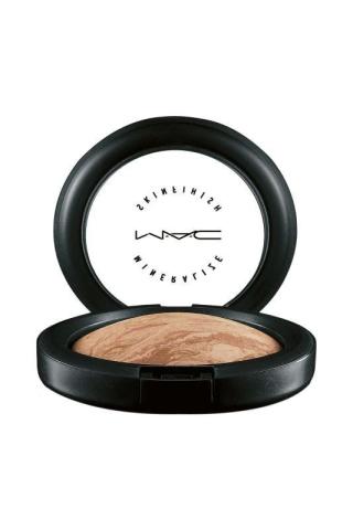 Τα 10 καλύτερα bronzers της αγοράς Τα 10 καλύτερα bronzers της αγοράς
